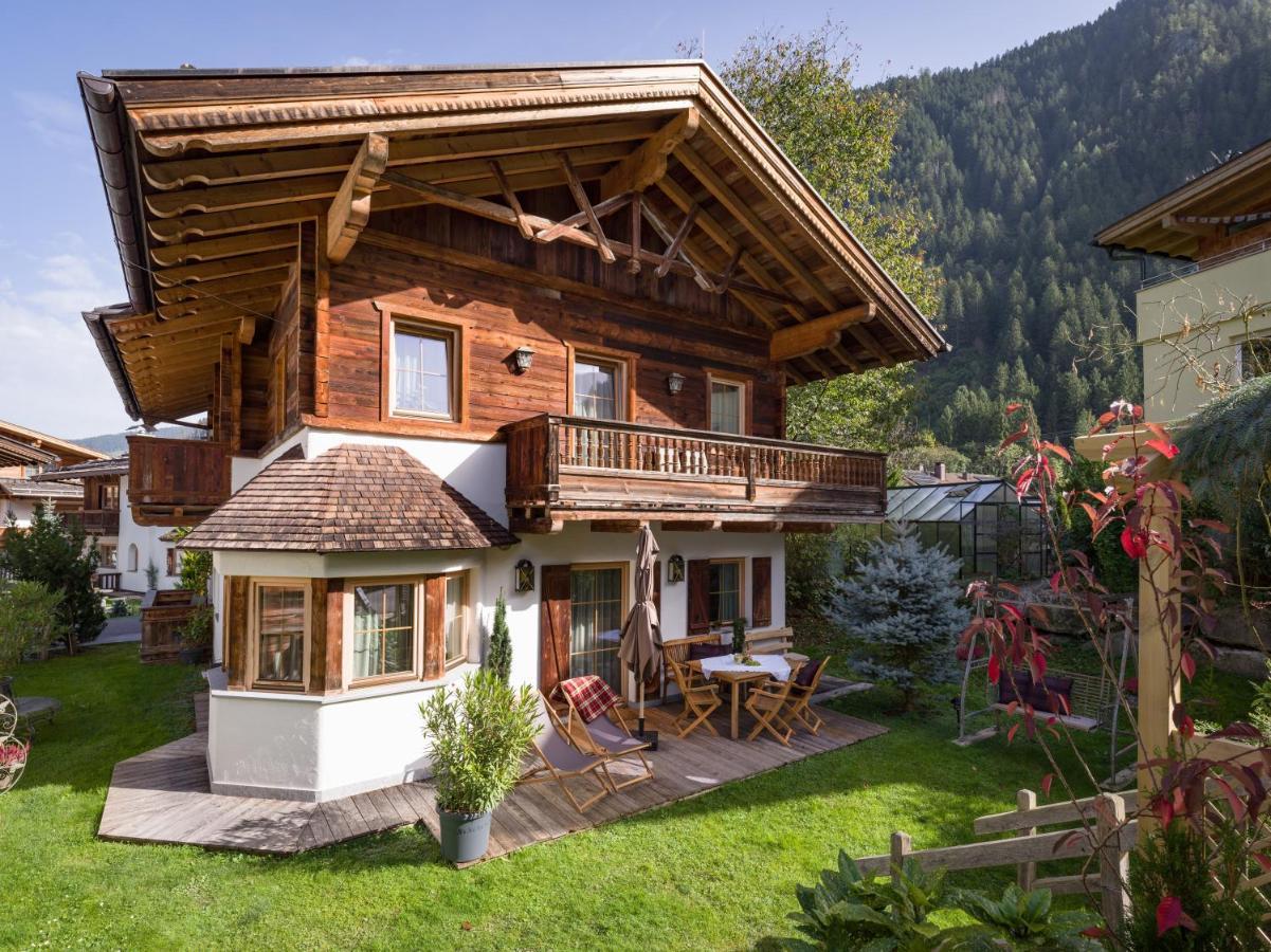 S'Doerfl Chalets Mayrhofen Ngoại thất bức ảnh