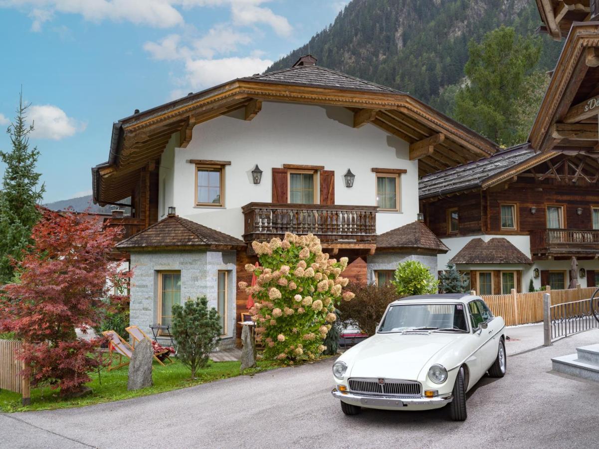 S'Dorfl Chalets Villa Mayrhofen Ngoại thất bức ảnh