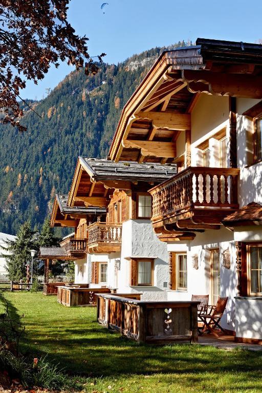 S'Doerfl Chalets Mayrhofen Ngoại thất bức ảnh